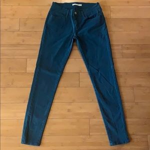 710 Super Skinny Levi’s